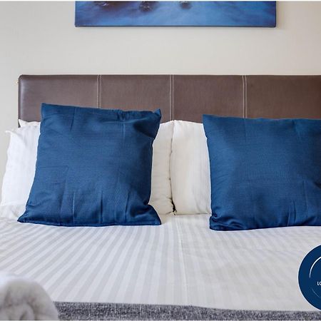 45 The Square Holiday Apartments 斯卡伯勒 外观 照片